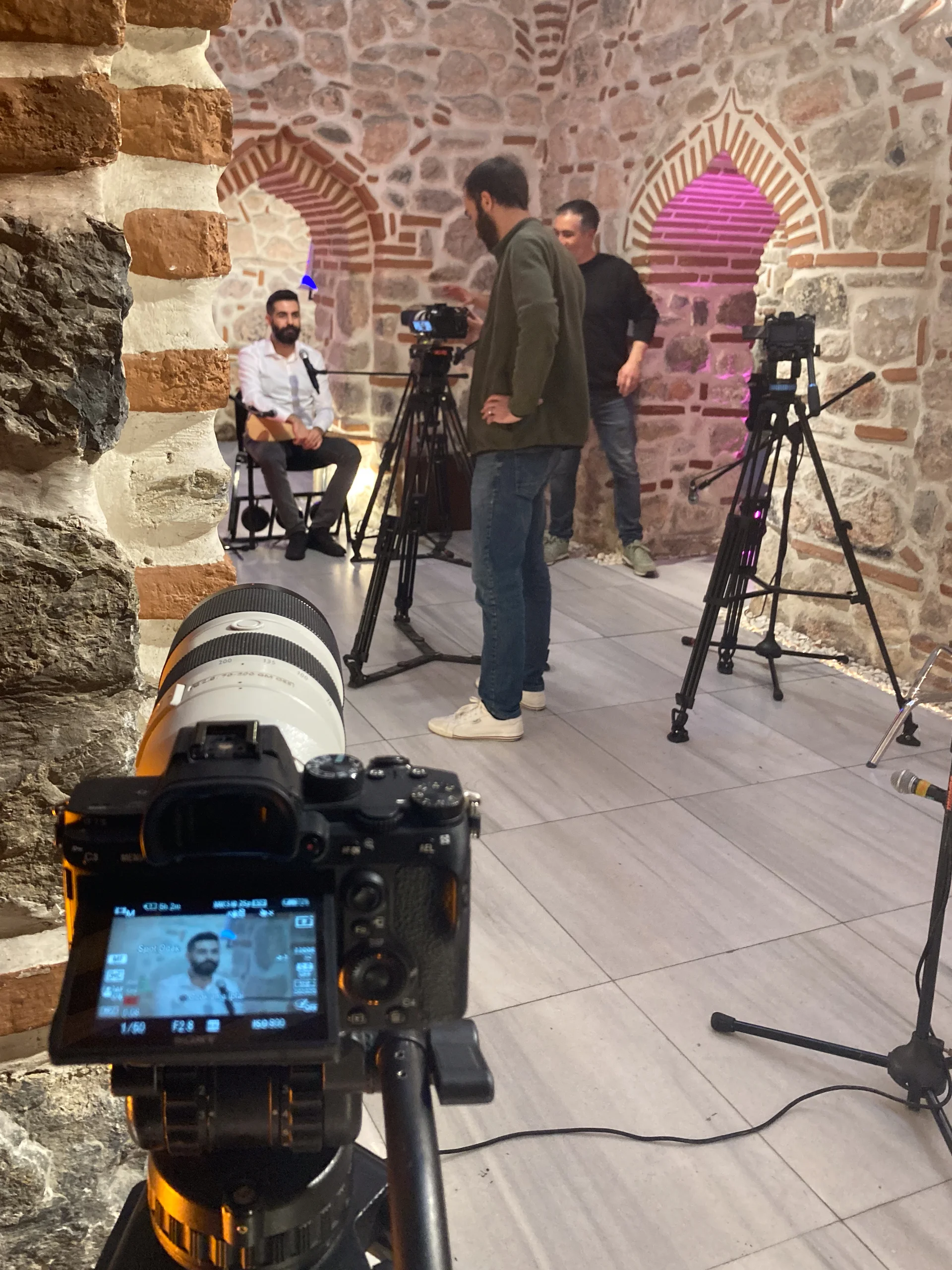 Talking Head — fotoğraf 4